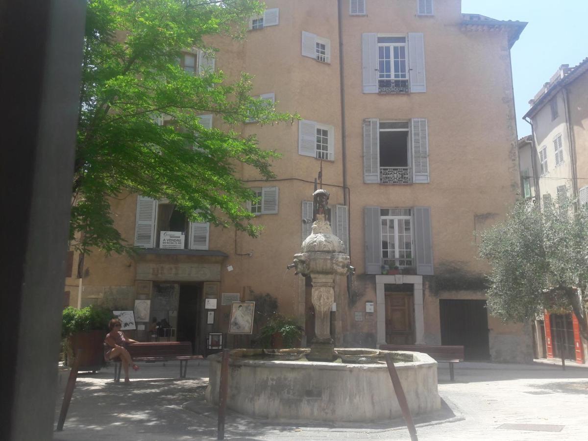 Apartament La Maison Des Artistes Cotignac Zewnętrze zdjęcie