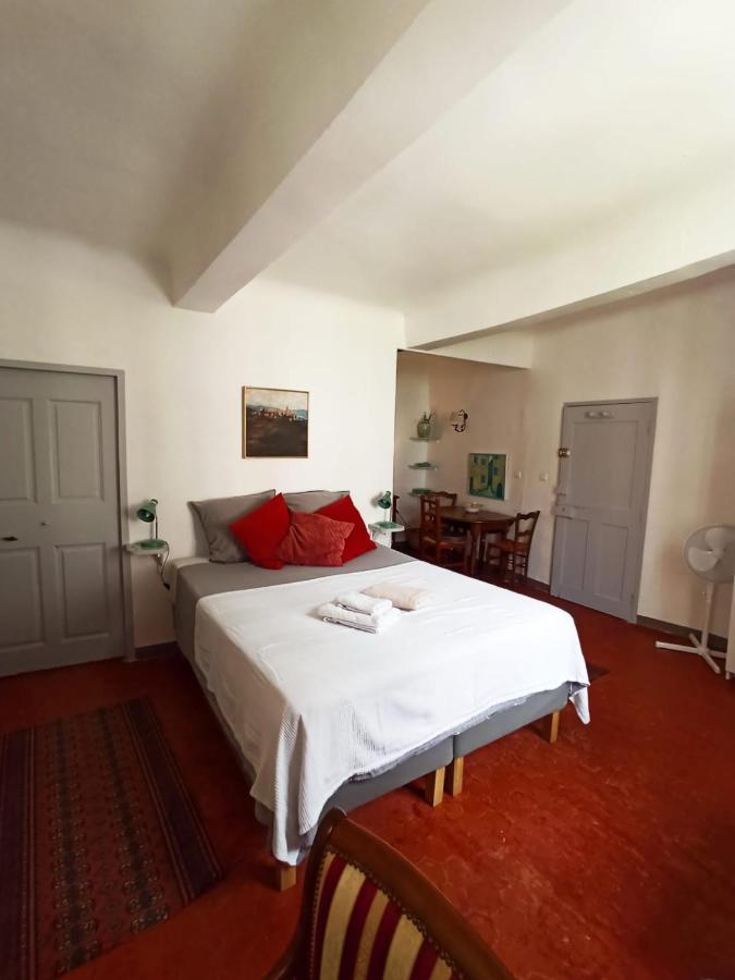 Apartament La Maison Des Artistes Cotignac Zewnętrze zdjęcie